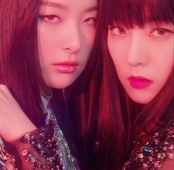 "Diamond" Irene & Seulgi Red velvet